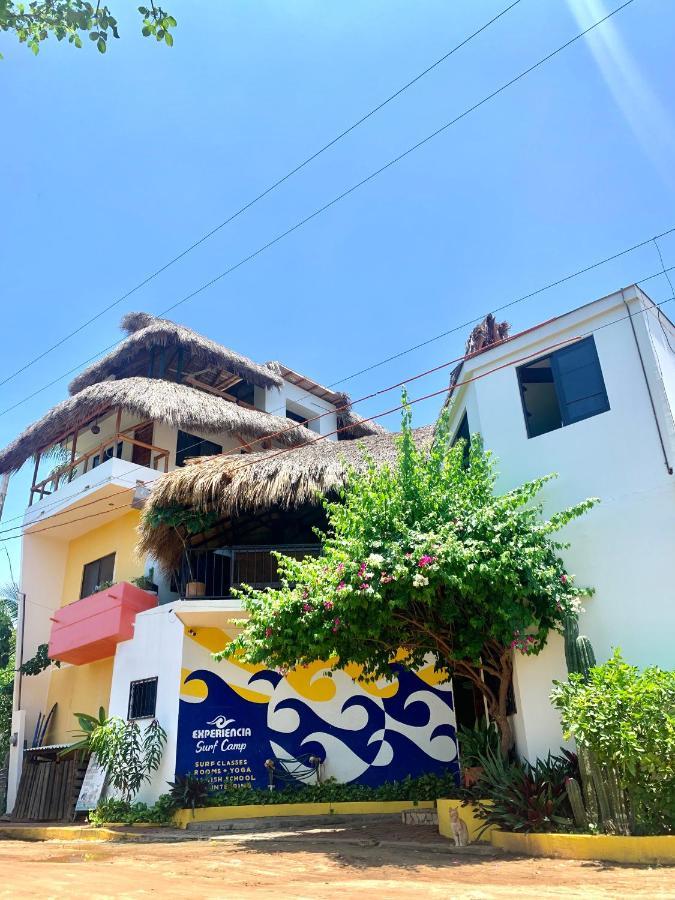Brisas de Zicatela Experiencia Surf Camp旅舍 外观 照片