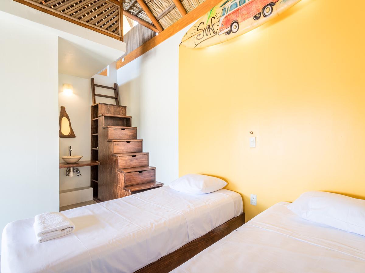 Brisas de Zicatela Experiencia Surf Camp旅舍 外观 照片
