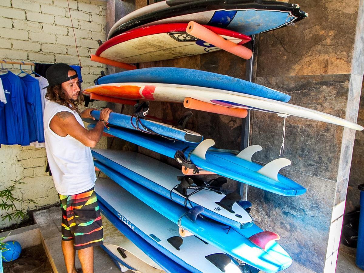 Brisas de Zicatela Experiencia Surf Camp旅舍 外观 照片