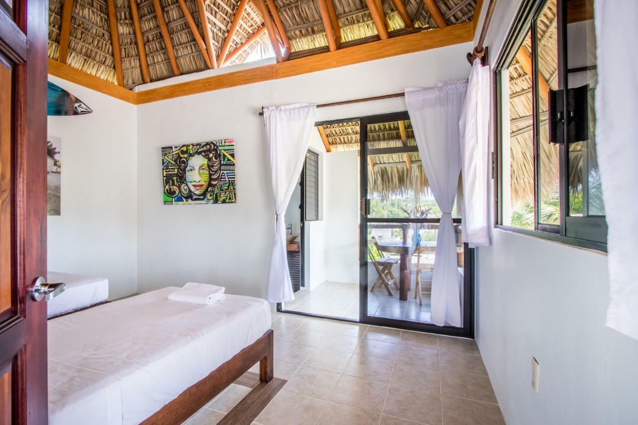 Brisas de Zicatela Experiencia Surf Camp旅舍 外观 照片